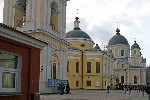Покровский монастырь. Воскресенский собор и Покровская церковь